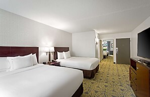 DoubleTree by Hilton Washington Meadow Lands Casino Area