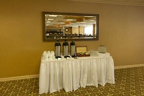 DoubleTree by Hilton Washington Meadow Lands Casino Area