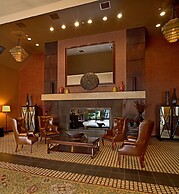 DoubleTree by Hilton Washington Meadow Lands Casino Area