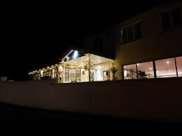 Shillingford Bridge Hotel
