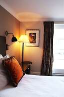 Shillingford Bridge Hotel