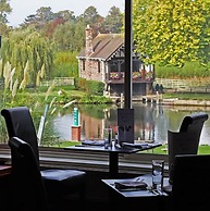 Shillingford Bridge Hotel