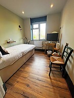 Shillingford Bridge Hotel