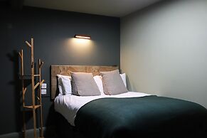 Shillingford Bridge Hotel