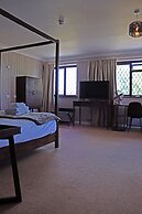 Shillingford Bridge Hotel