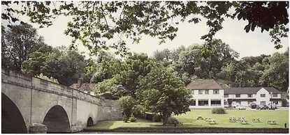 Shillingford Bridge Hotel