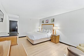 Days Inn by Wyndham Erie