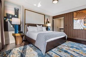 Omni Charlotte Hotel