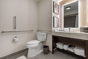 Omni Charlotte Hotel
