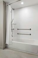 Delta Hotels by Marriott Indianapolis Airport