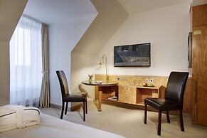 Lindner Hotel Dusseldorf Airport, part of JdV by Hyatt