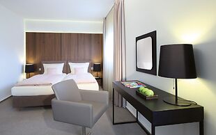 Lindner Hotel Dusseldorf Airport, part of JdV by Hyatt