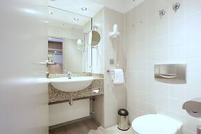 Lindner Hotel Dusseldorf Airport, part of JdV by Hyatt