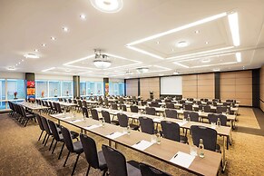 Lindner Hotel Dusseldorf Airport, part of JdV by Hyatt