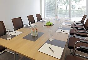Lindner Hotel Dusseldorf Airport, part of JdV by Hyatt