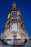 The Mandeville Hotel