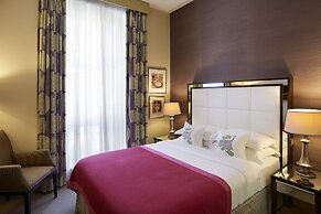 The Mandeville Hotel