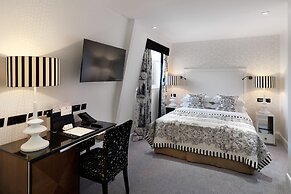 The Mandeville Hotel