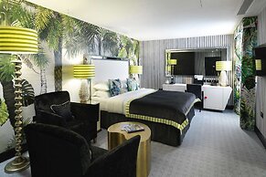 The Mandeville Hotel