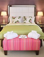 The Mandeville Hotel