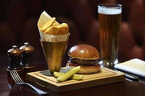 The Mandeville Hotel