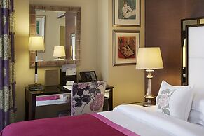 The Mandeville Hotel