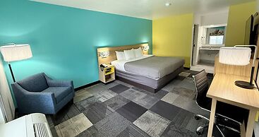Days Inn by Wyndham Eglin AFB