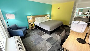 Days Inn by Wyndham Eglin AFB