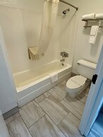 Days Inn by Wyndham Eglin AFB