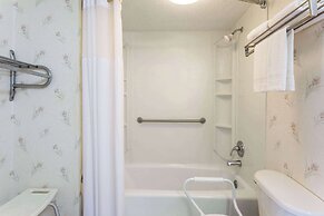 Days Inn by Wyndham Ashland