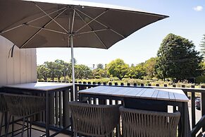 Auckland Rose Park Hotel
