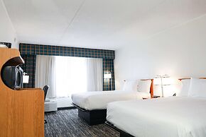 Ramada by Wyndham Cumberland Downtown