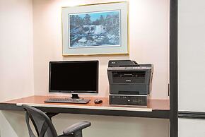 Ramada by Wyndham Cumberland Downtown