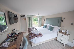 Norfolk Arms Hotel