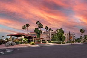 Best Western Plus Scottsdale Thunderbird Suites