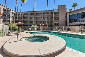 Best Western Plus Scottsdale Thunderbird Suites