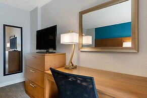 Staybridge Suites Orlando Royale Parc Suites by IHG