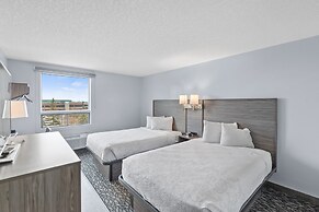 Emerald Hotel & Suites