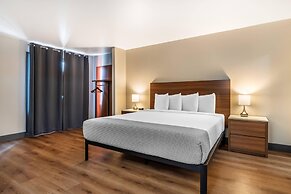 La Luna Inn, an Ascend Collection Hotel