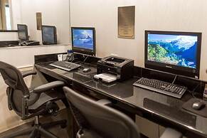 Wingate by Wyndham Bellingham Heritage Inn