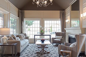 Wingate by Wyndham Bellingham Heritage Inn