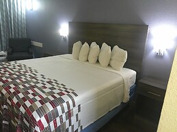 Red Roof Inn Hampton Coliseum