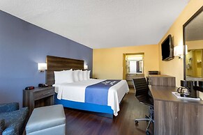 Days Inn by Wyndham Hampton Near Coliseum Convention Center