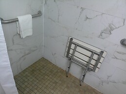 Red Roof Inn Hampton Coliseum