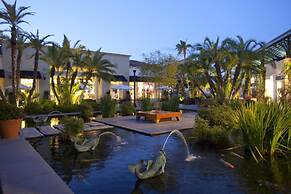 Holiday Inn Express & Suites Costa Mesa, an IHG Hotel