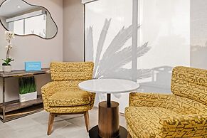 Hampton Inn by Hilton Costa Mesa Newport Beach