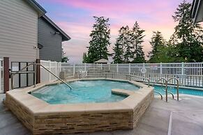 Best Western Plus Oak Harbor Hotel & Conference Center