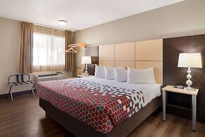 Econo Lodge Grand Forks