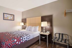 Econo Lodge Grand Forks