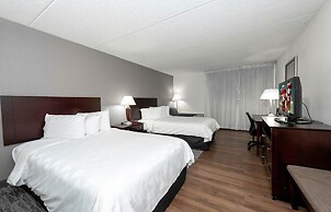 Red Roof Inn PLUS+ Newark Liberty Airport - Carteret